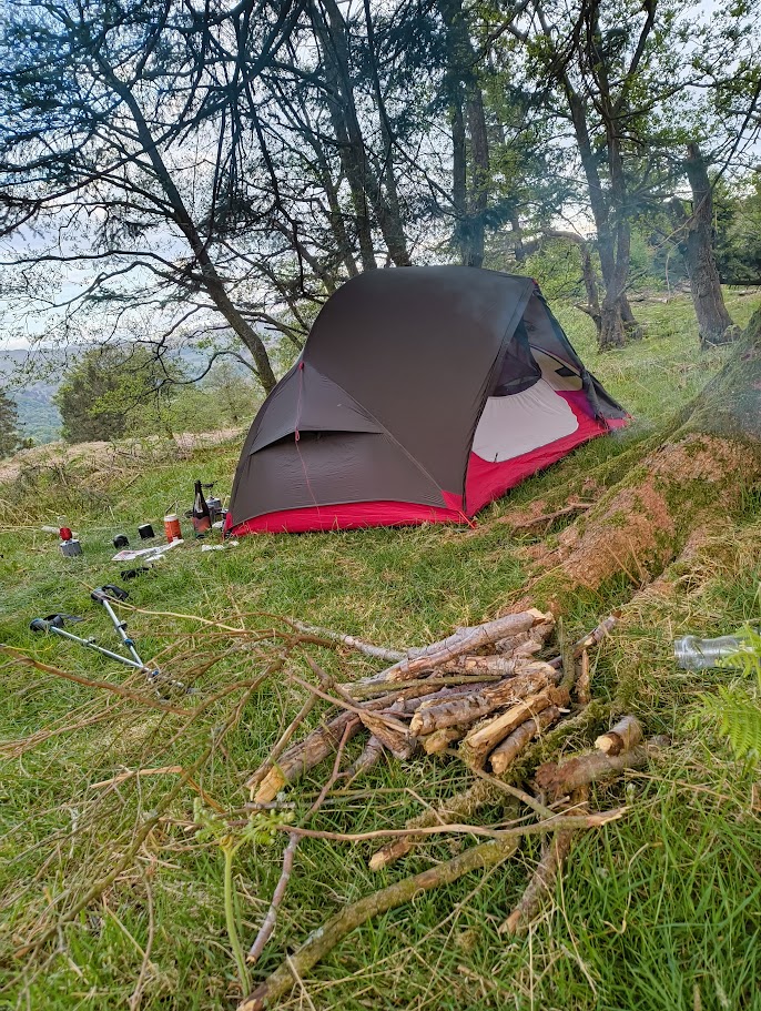 How to Stay Safe While Hiking and Wild Camping (Beginner Guide)